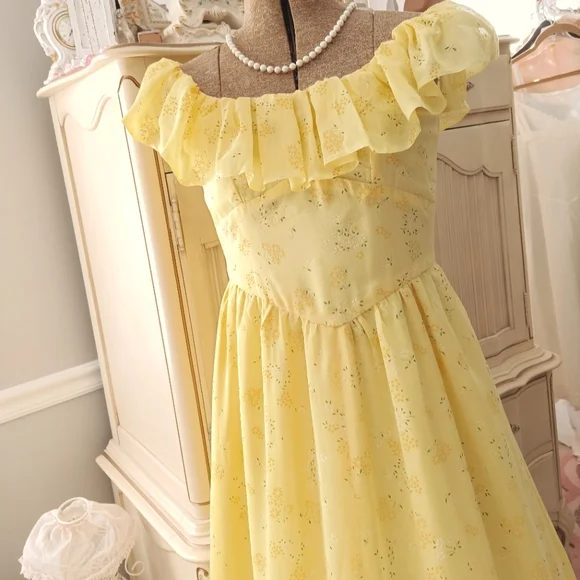 STUNNING 1970S VINTAGE YELLOW FLOCKED MAXI DRESS! - Picture 7 of 14